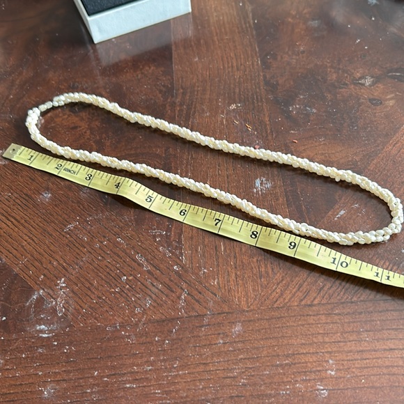 Fresh water pearls necklace - Picture 5 of 5